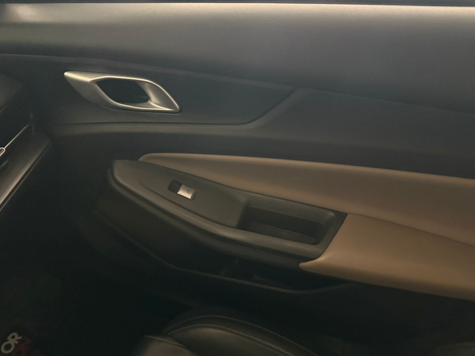Vehicle_42_Image_11.jpeg
