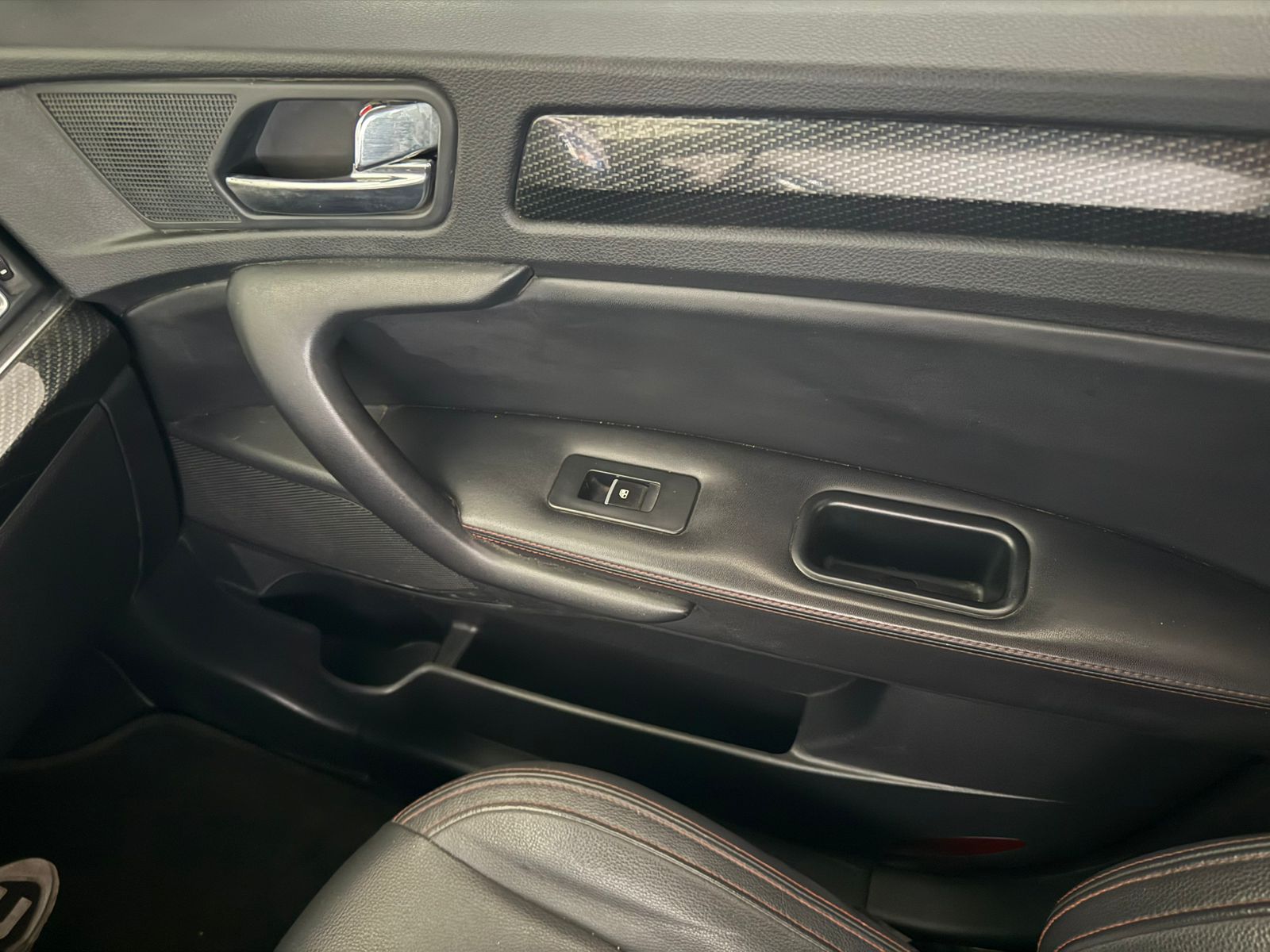 Vehicle_44_Image_11.jpeg