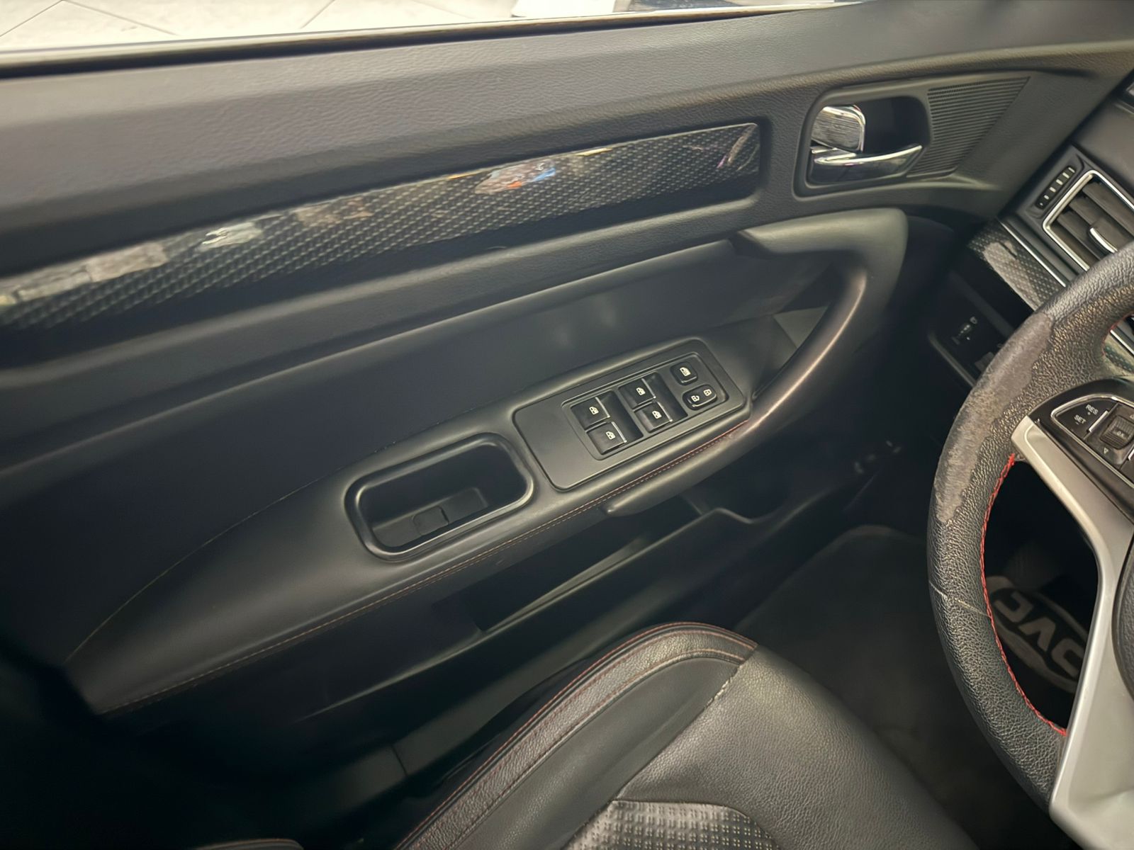 Vehicle_44_Image_12.jpeg