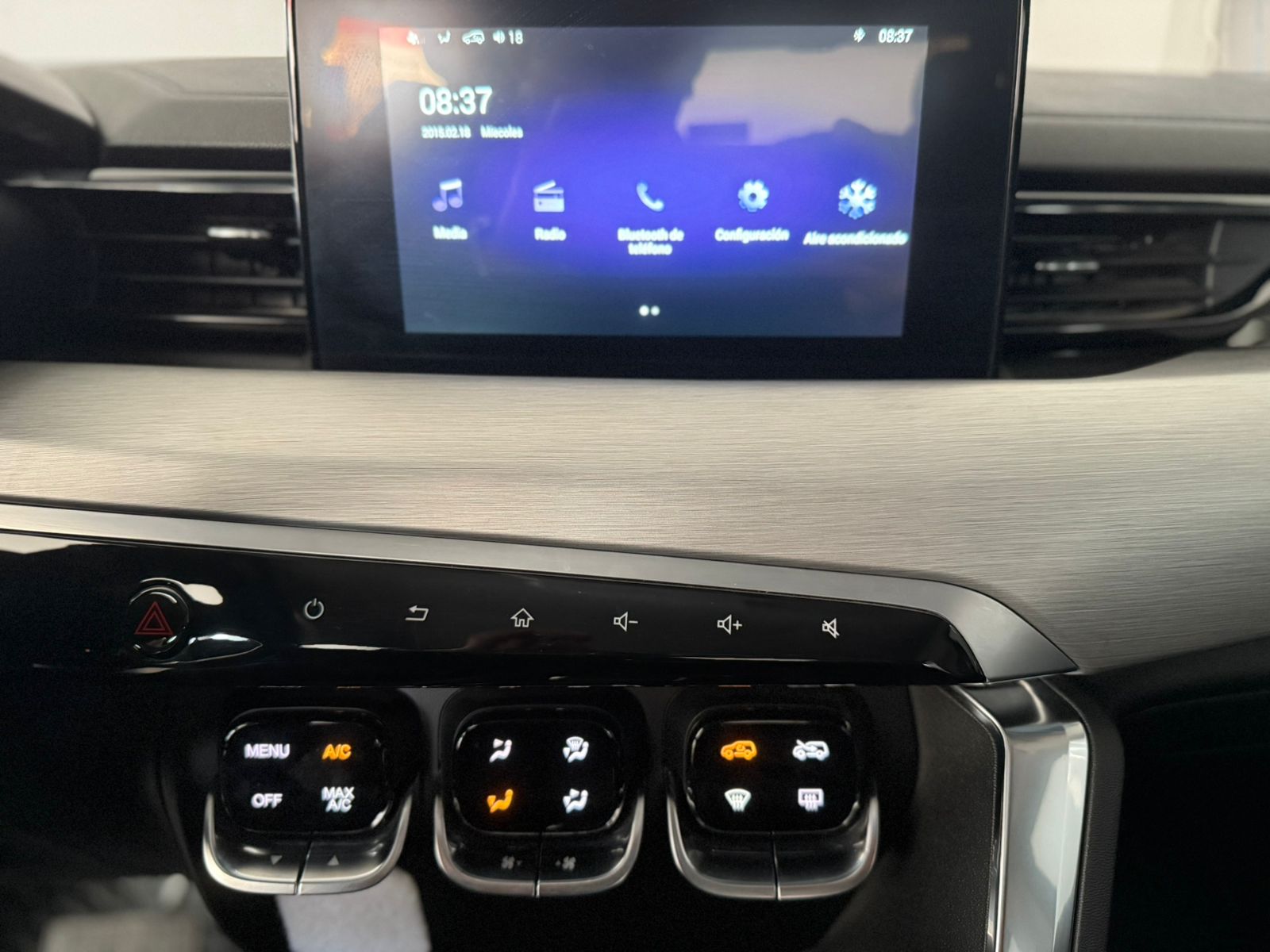 baic-x35-azul-v-18.jpeg