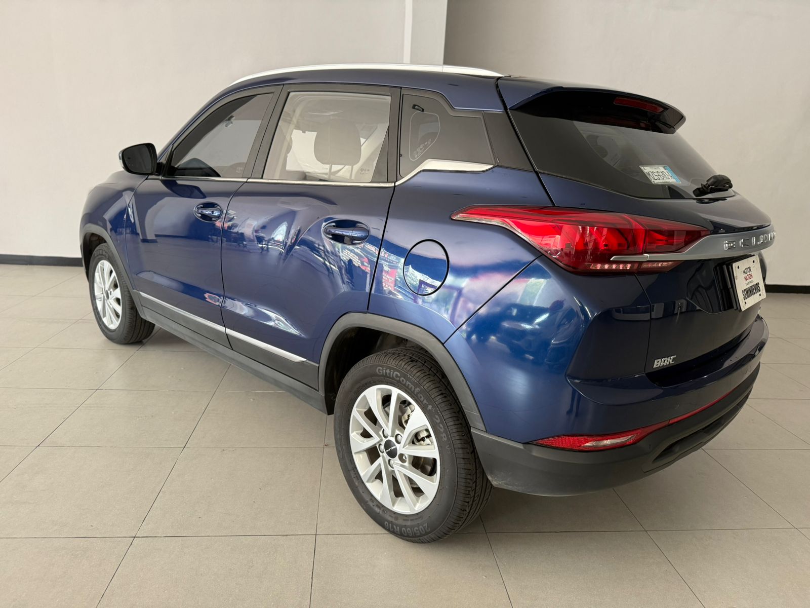 baic-x35-azul-v-9.jpeg