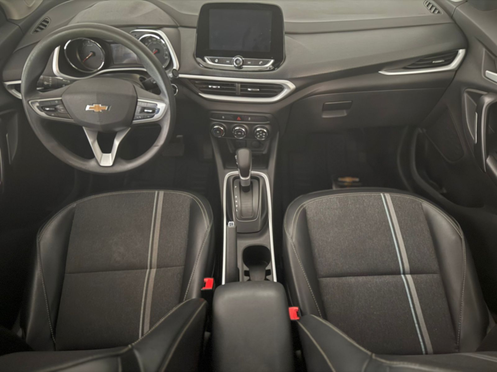 chevrolet-tracket-10.jpeg