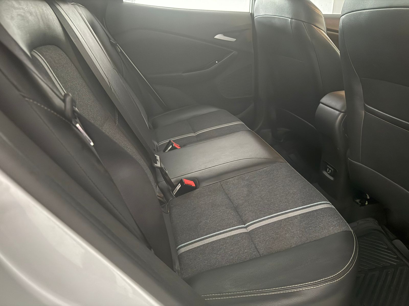 chevrolet-tracket-15.jpeg