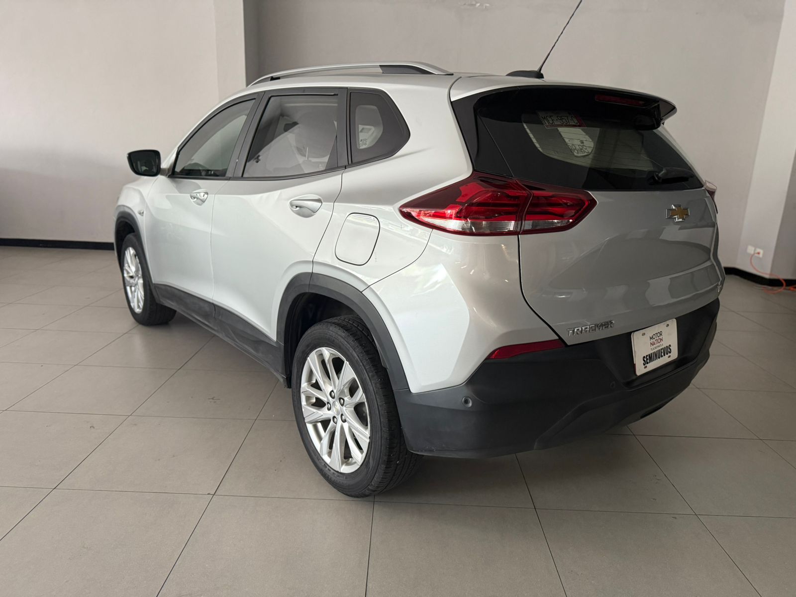 chevrolet-tracket-2.jpeg