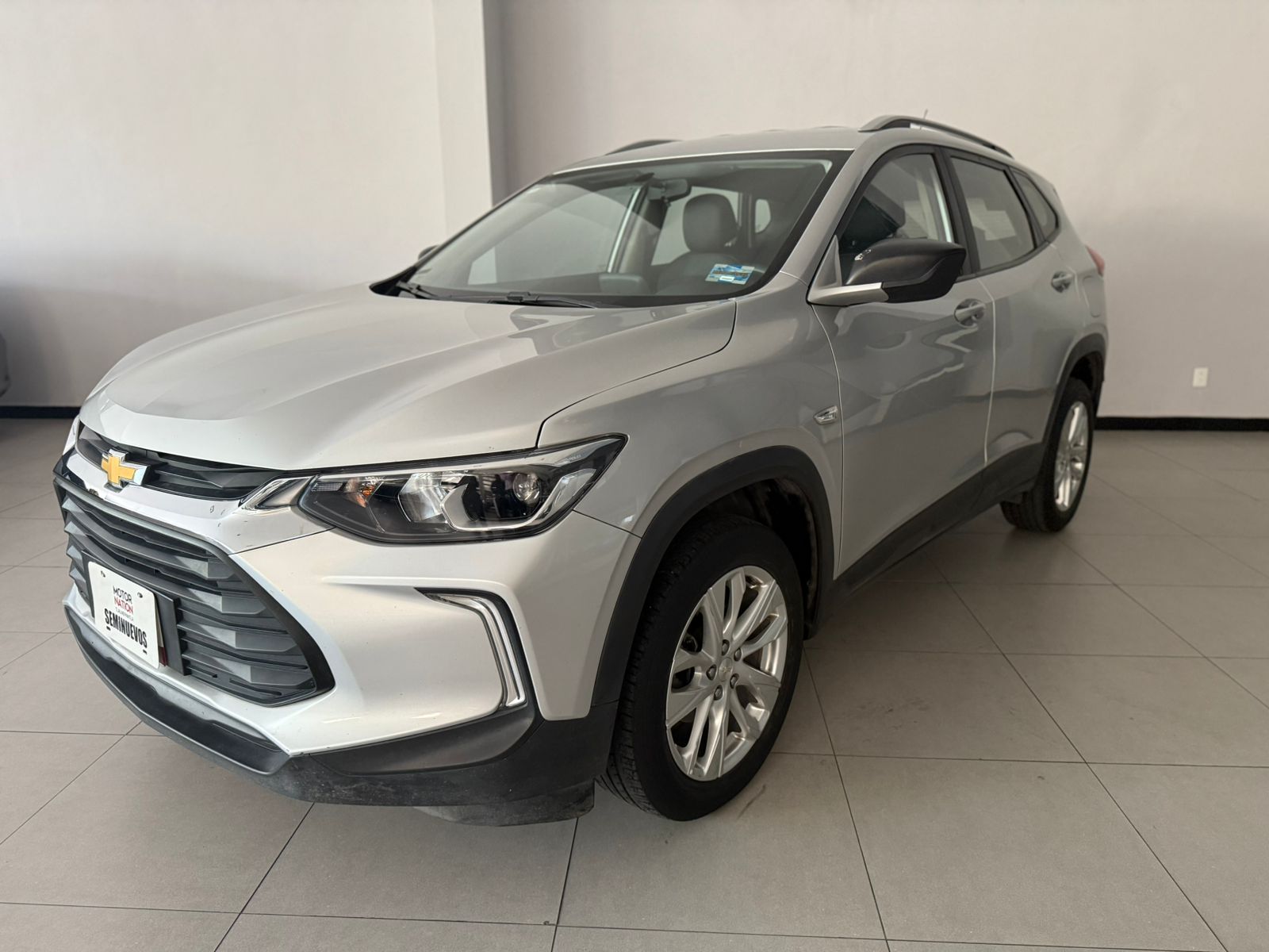 chevrolet-tracket-3.jpeg