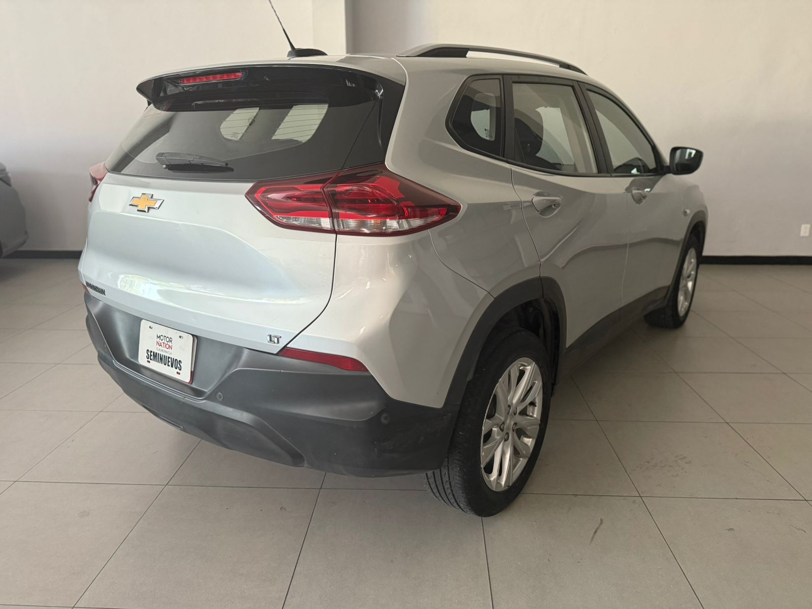 chevrolet-tracket-4.jpeg